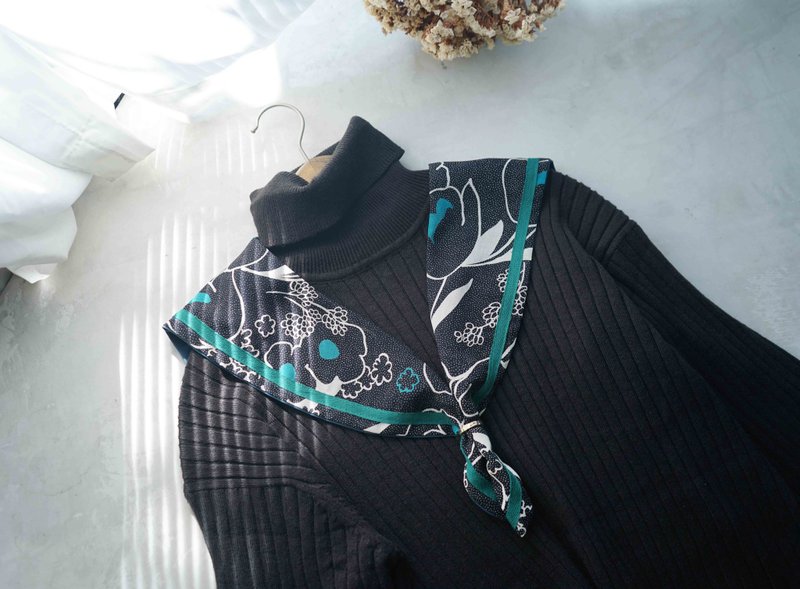 Handmade - hand-drawn line illustration Nordic print - Teal- sailor scarf / double-sided - Bow Ties & Ascots - Polyester Green