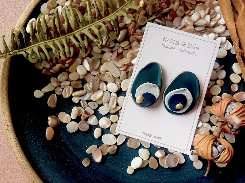 NaznaDesign-Low Temperature Ceramic Handmade Earrings-Vessel Shell Series-Green Vessel (Clip can be changed) - Earrings & Clip-ons - Pottery Green