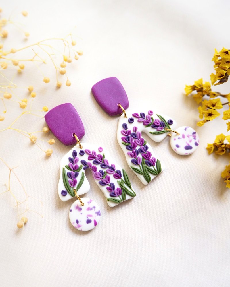 薰衣草樂園軟陶耳環 - 耳環/耳夾/耳骨夾 - 其他材質 