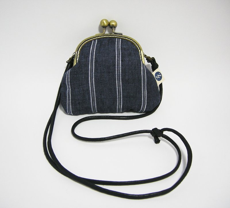 Wenqingkou gold side backpack (cotton linen) __made as zuo zuo hand made gold bag - กระเป๋าแมสเซนเจอร์ - ผ้าฝ้าย/ผ้าลินิน สีน้ำเงิน