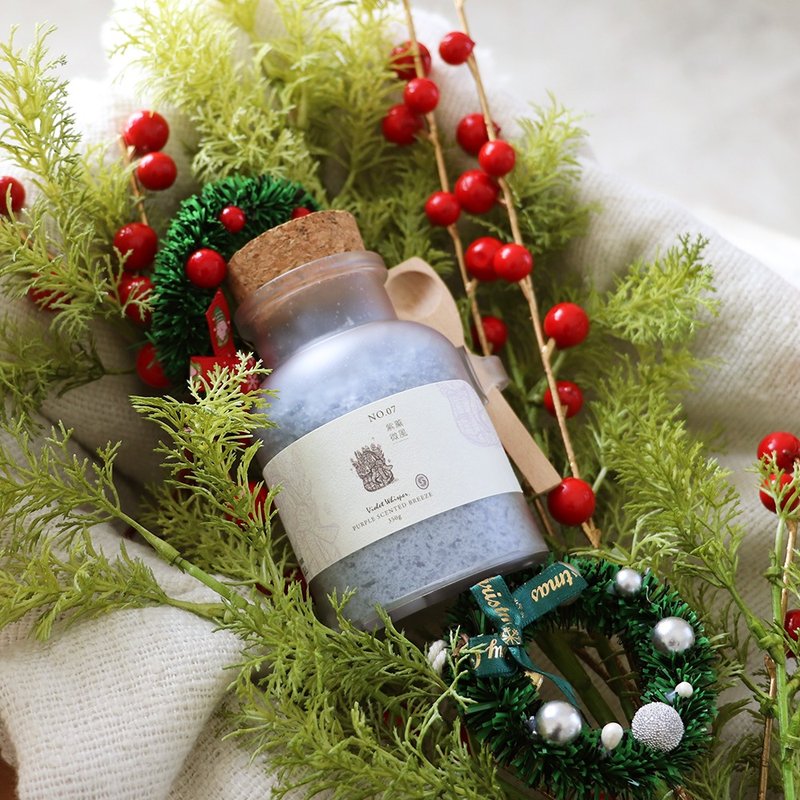 聖誕預購 I 草本調香氛沐浴鹽組 I 隨機贈 聖誕毛巾 (含包裝) - 沐浴乳/沐浴用品 - 其他材質 藍色