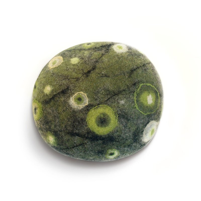 Wool stone pouf ottoman, floor cushion – Moss Model - 枕頭/抱枕 - 羊毛 綠色