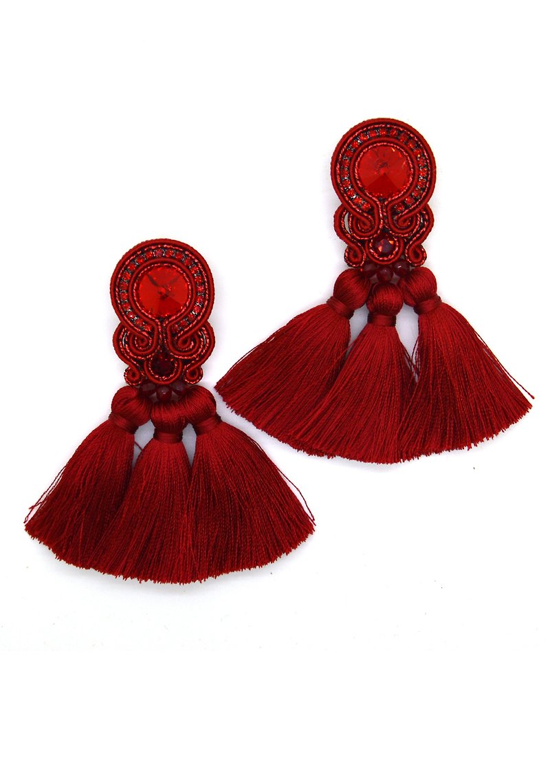 Earrings Earrings with tassels in dark red colorChristmas Gift Wrapping - 耳環/耳夾 - 其他材質 紅色