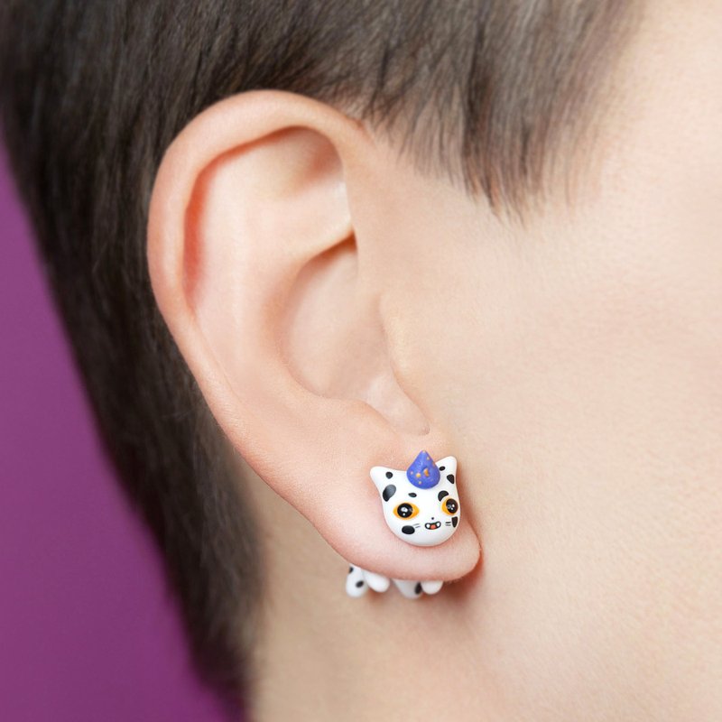 Witch Kitty Earrings - Cute Jewelry for Cat Lovers - Handmade Art - 耳環/耳夾/耳骨夾 - 其他材質 白色