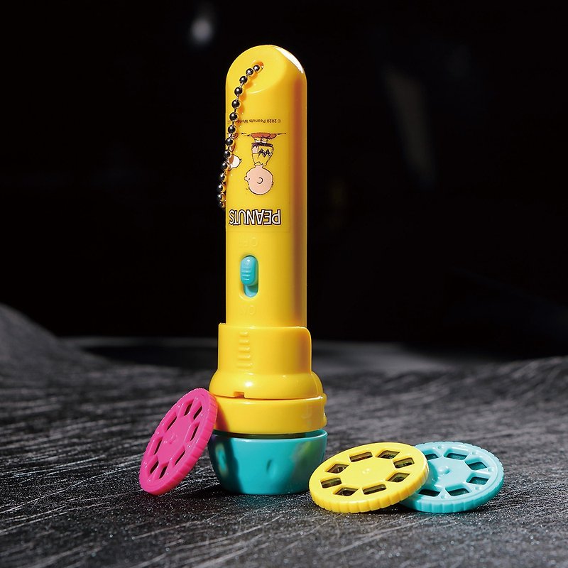 VIPO 史努比故事手電筒 - 嬰幼兒玩具/毛公仔 - 塑膠 多色
