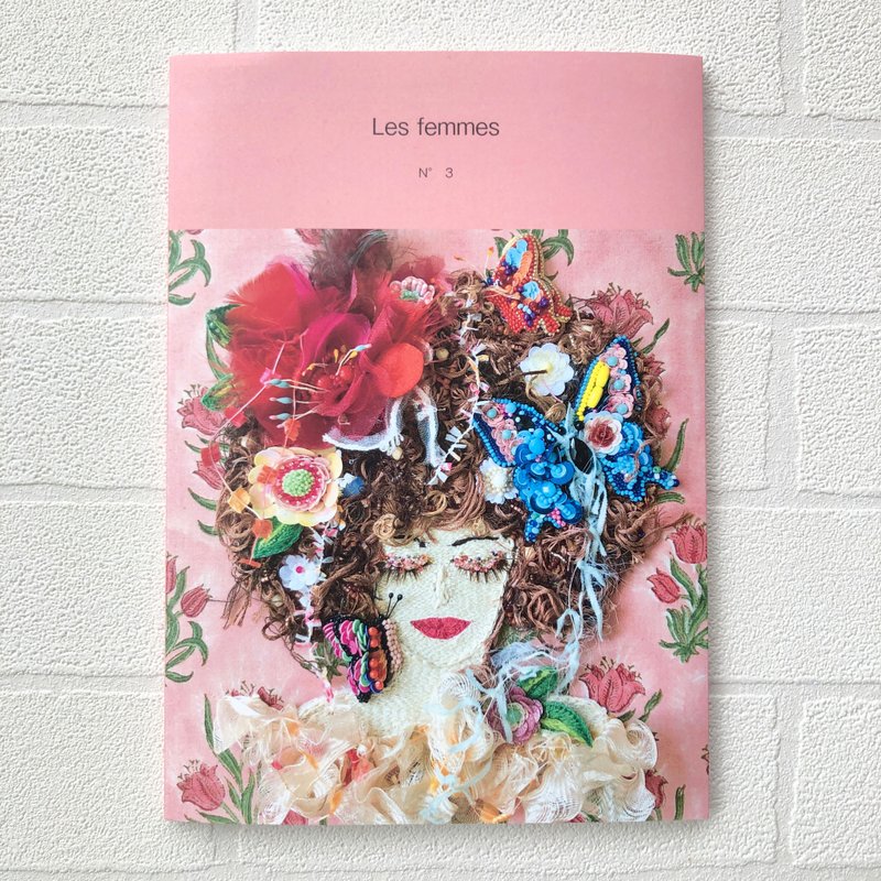 珠片刺繡作品集   Les femmes No.3 - 攝影集 - 紙 粉紅色