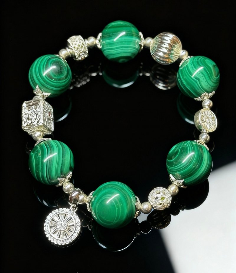 Crystal.EAA 設計款水晶手鏈 翠影鎏光 孔雀石 - 手鍊/手環 - 水晶 綠色