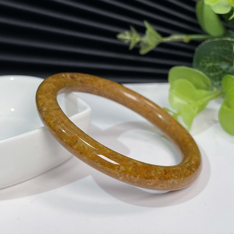 天然蜜糖色瑪瑙手鐲53+MM 鐲體飄桂花圓條手環 上手甜美秀氣 - 手鍊/手鐲 - 半寶石 