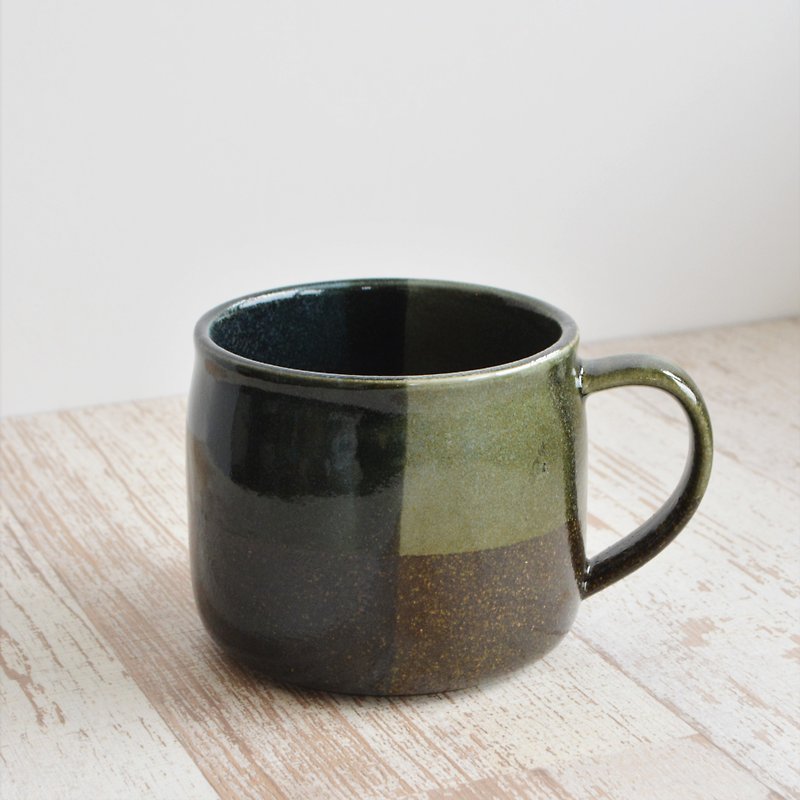Mino ware tone on tone mug blue | green | black 400ml - แก้วมัค/แก้วกาแฟ - ดินเผา สีเขียว