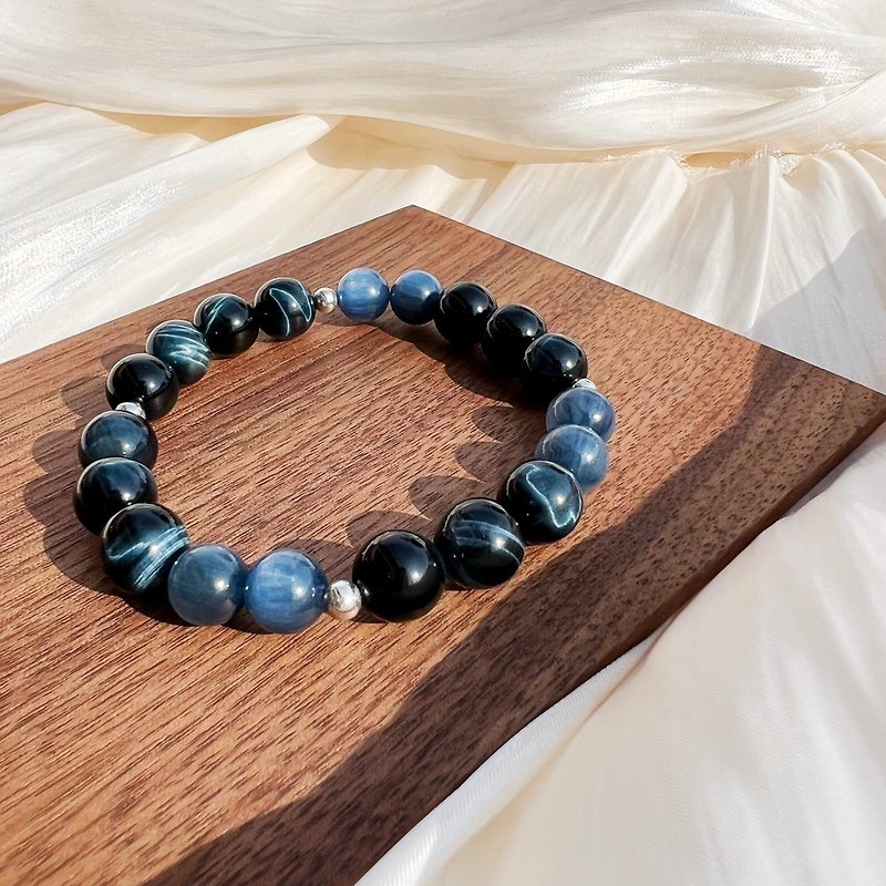 Blue Star // Blue Stone Stone Natural Stone Crystal Bracelet Customized Bracelet - สร้อยข้อมือ - คริสตัล 