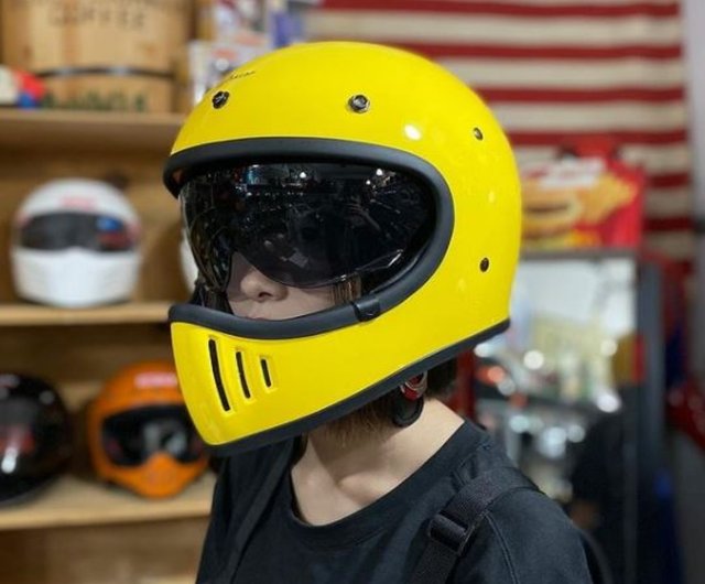 台湾製フルフェイスヘルメットM2-ミラー付きイエローマウンテン 台湾製フルフェイスヘルメットM2-ミラー付きイエローマウンテン