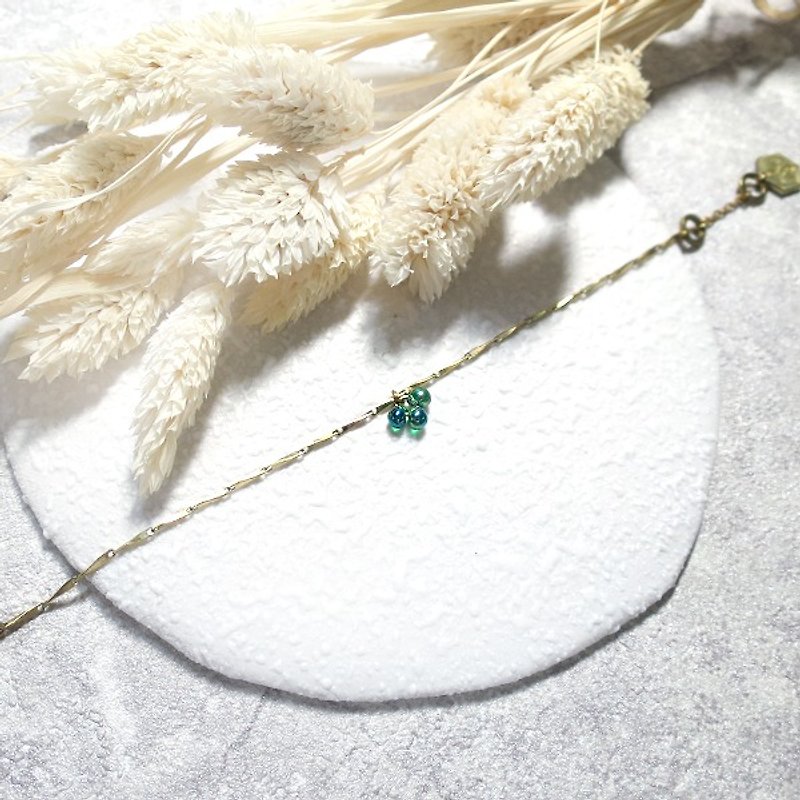 ♦ VIIART ♦ A Christmas Carol - Green ♦ Czech antique Bronze bead bracelet can be customized - Bracelets - Other Metals Green