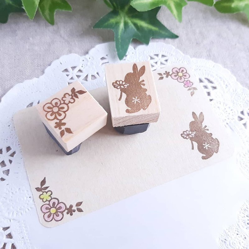 うさぎとお花コーナー飾りのスタンプセット - 印章/印台 - 橡膠 透明