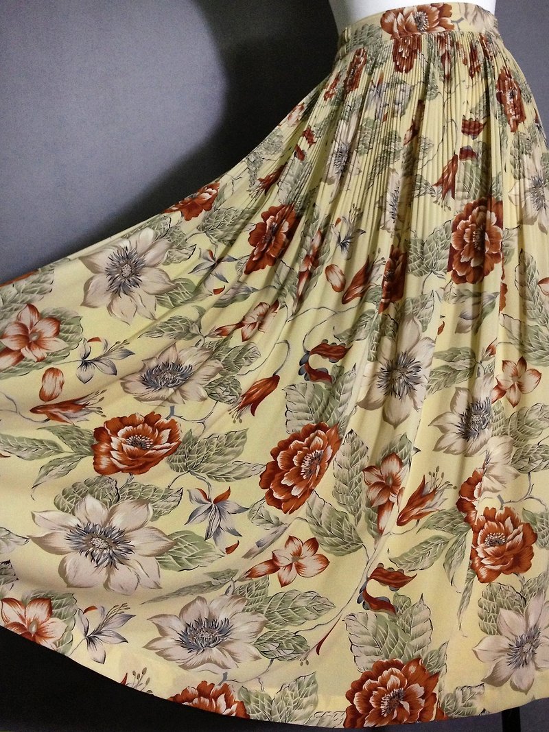 When vintage [antique dress / antique wood color flowers big skirt skirt] abroad back VINTAGE - กระโปรง - เส้นใยสังเคราะห์ หลากหลายสี