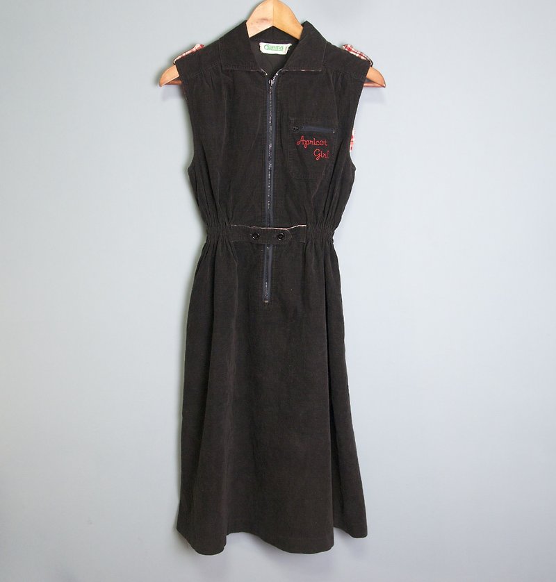 FOAK Vintage Vintage Embroidered Corduroy Dress - ชุดเดรส - ผ้าฝ้าย/ผ้าลินิน สีดำ
