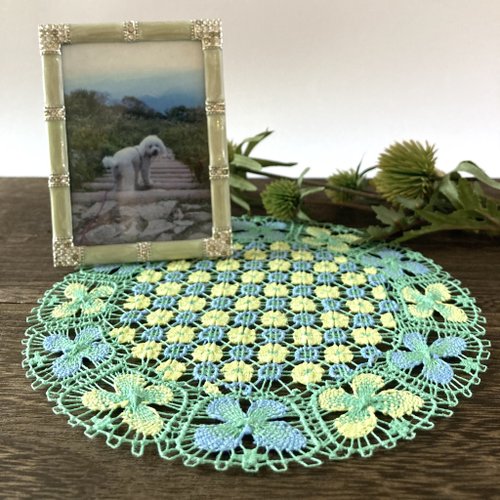お花ドイリー パラグアイの伝統レース刺繍ニャンドゥティ