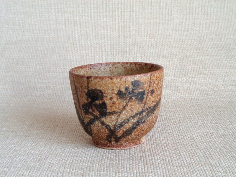 湯のみ  鉄絵花紋a - 茶壺/茶杯/茶具 - 陶 咖啡色