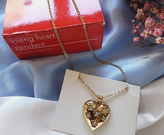 avon heart pendant