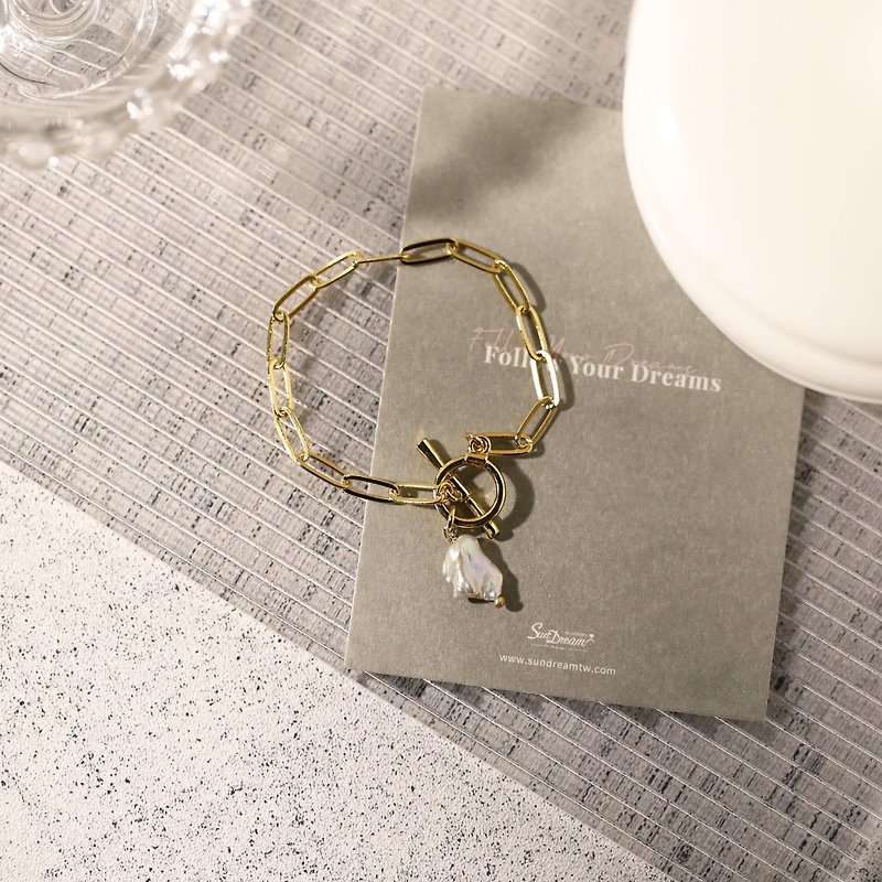 Domineering Chain Baroque Pearl OT Buckle Bracelet - Bracelets - Copper & Brass Gold