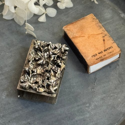 アンティーク　ブロンズ製　置物　マッチホルダー　ポルカパリジェンヌ 50494- 19世紀後半の美しいアンティークマッチ箱ホルダー