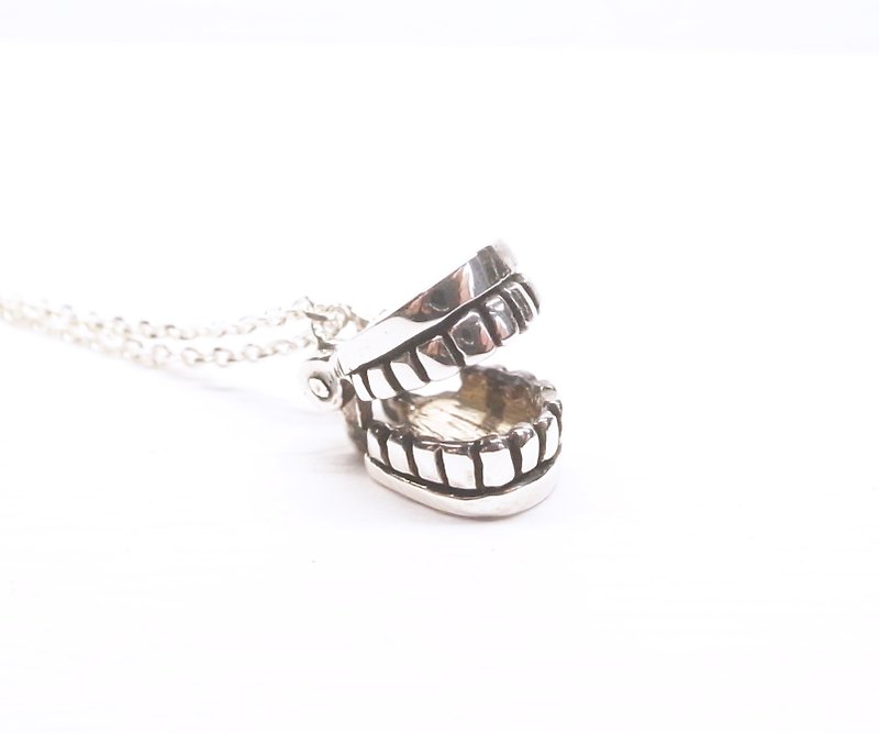 Ermao Silver[Large Series─Removable Dentures-Necklace] Silver - Necklaces - Silver Silver