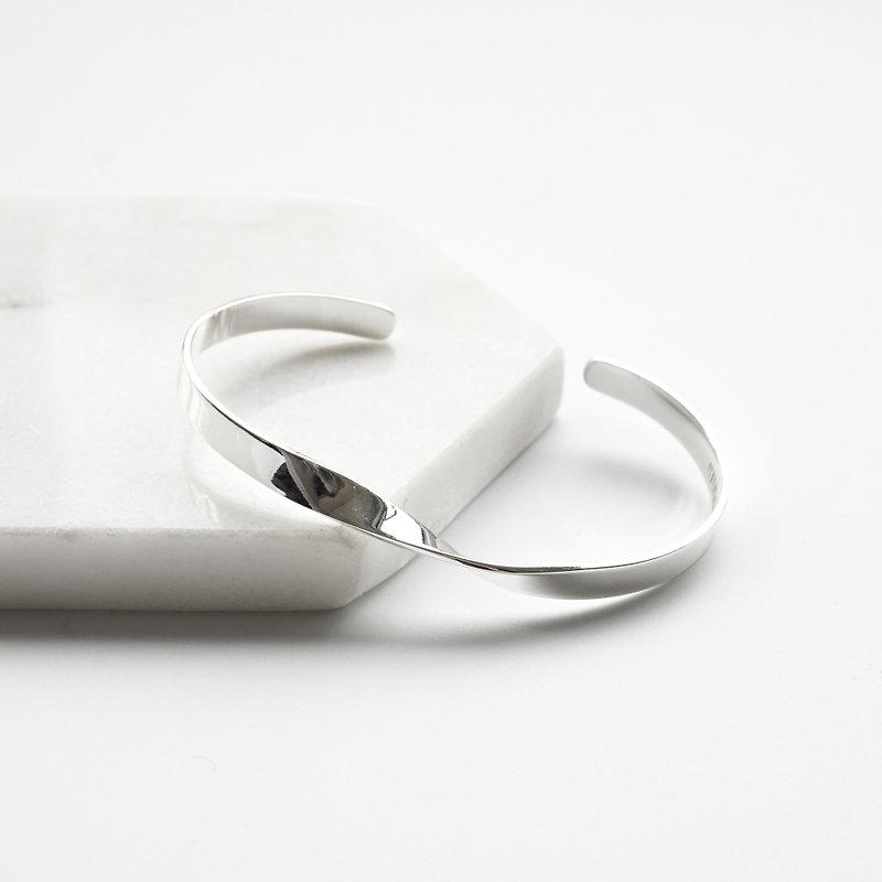 Ribbon Infinity Bangle - Rhodium/Silver - Bracelets - Other Metals Silver