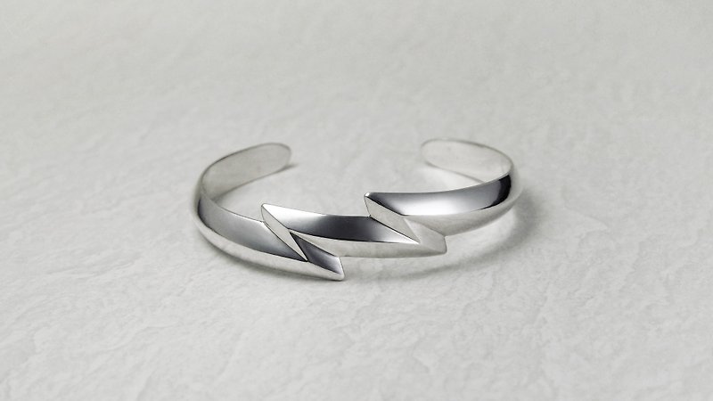Navajo Sandcast style 925 silver Double Thunder Bangle - Bracelets - Other Metals Silver