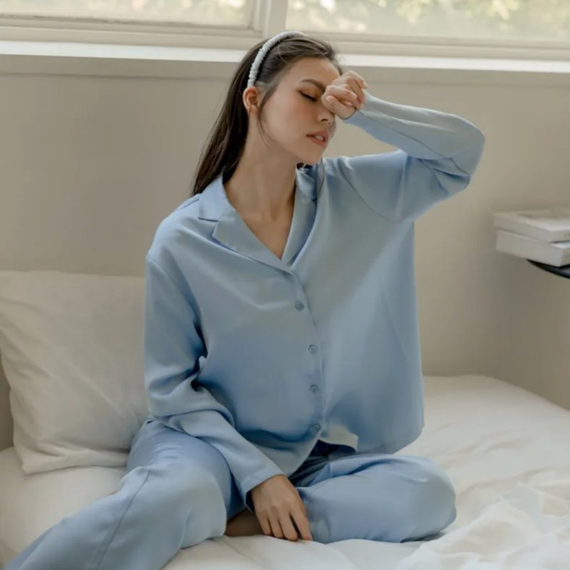 Designed pearlescent long-sleeved suit - glacier blue solid color button (embroidery service can be purchased as an add-on) - Loungewear & Sleepwear - Other Materials Blue