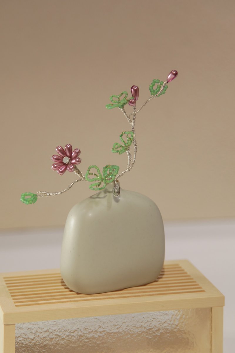 手工格桑花珍珠永生花禮 【含白瓷花器】 - 乾燥花/永生花 - 半寶石 