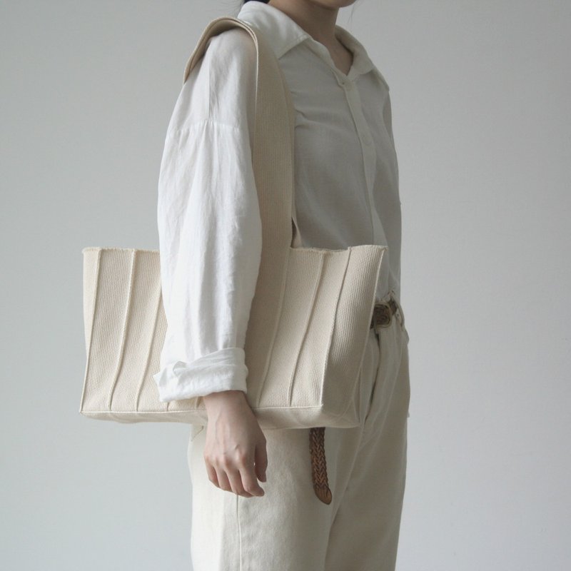 Weave shoulder bag_Large/Offwhite - 手提包/手提袋 - 棉．麻 