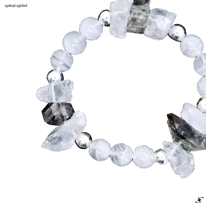 .Energy personality crystal handmade bracelet. 925 Silver x white crystal x sparkling diamond x white ghost - สร้อยข้อมือ - คริสตัล หลากหลายสี
