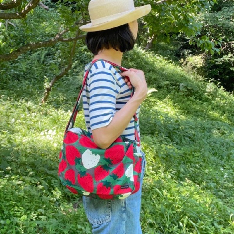 Shoulder bag "Ichigo Ichie" Reunion_Large grain - Handbags & Totes - Cotton & Hemp 