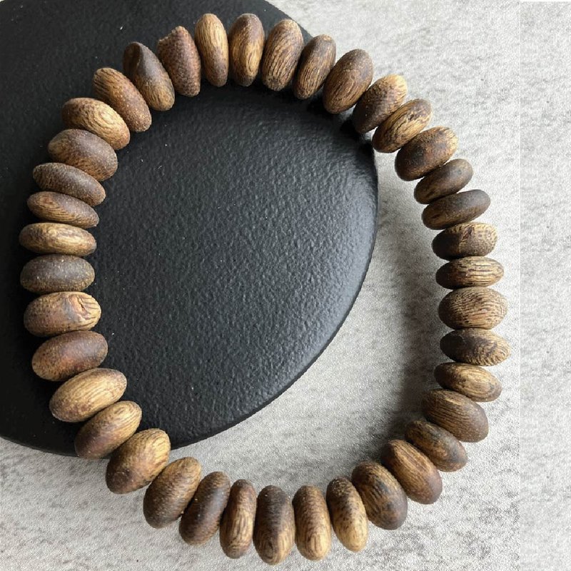 [Abacus Beads General Style] Natural King Chess Nan Agarwood Single Circle Bracelet 9mm - สร้อยข้อมือ - ไม้ 