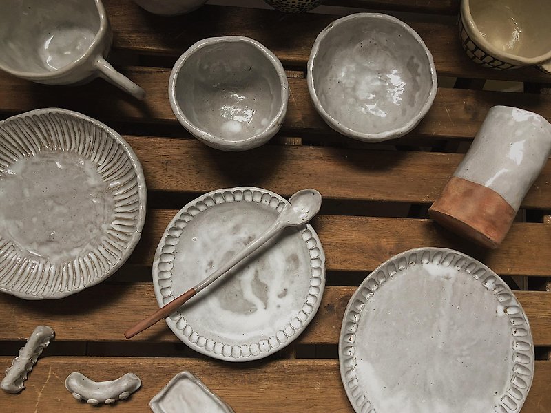 【ワークショップ】厳選された陶器Experience食器（3つ入）手作り教室を体験