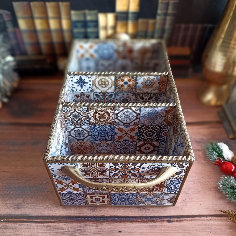 Cosmetics holder,Desk organizer,Brush holder,Tissue box cover,Kitchen organizer - กล่องเก็บของ - ไม้ สีน้ำเงิน