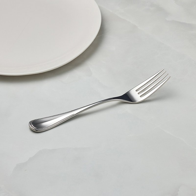 日本山崎金屬 - ELEGANCE系列 - 不鏽鋼叉 (182mm) - 刀叉/湯匙/餐具組 - 其他金屬 銀色