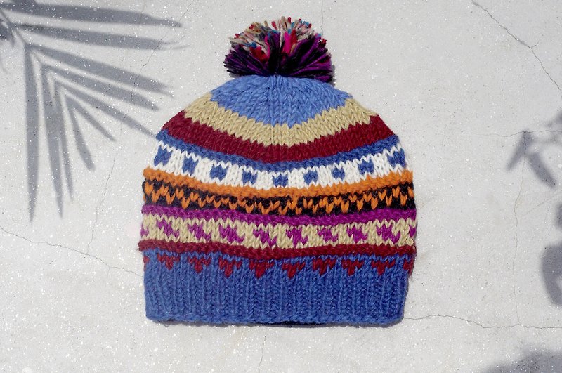 Christmas gift is limited to one hand-woven pure wool hat / knitted wool hat / inner bristled hand knitted wool hat / woolen hat (made in nepal)-Contrast color South American mixed color gradient ethnic stripes - หมวก - ขนแกะ หลากหลายสี