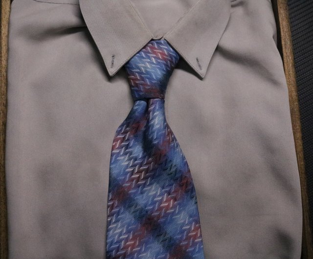 ミュウミュウブルーの日本式シルクネクタイレトロ風necktie