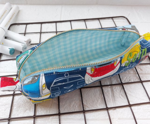 Handmade Japanese pencil case made of Japanese fabric-triangular style -  Shop laladay Pencil Cases - Pinkoi