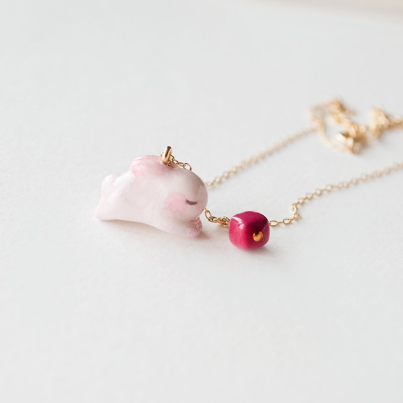 TeaTime / skip sleepwalking rabbit necklace / original pure hand made clay rabbit plated with gold-plated chain extended chain clavicle - สร้อยคอยาว - ดินเหนียว สึชมพู