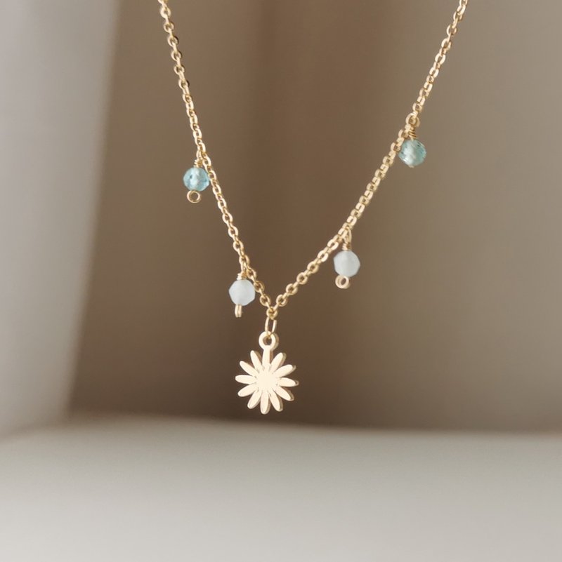 【Veverka】Summer Daisy-Natural Stone Necklace Stone Moonstone Necklace Lover - สร้อยคอ - เครื่องประดับพลอย สีน้ำเงิน