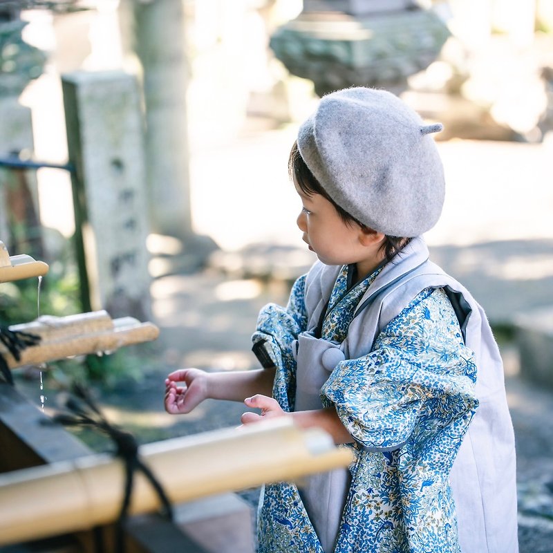 キッズ着物 振袖 日本製 kids kimono yukata Blue 幼児と子供向け 和装ドレス 七五三 浴衣 リバティ柄 - 其他 - 棉．麻 藍色