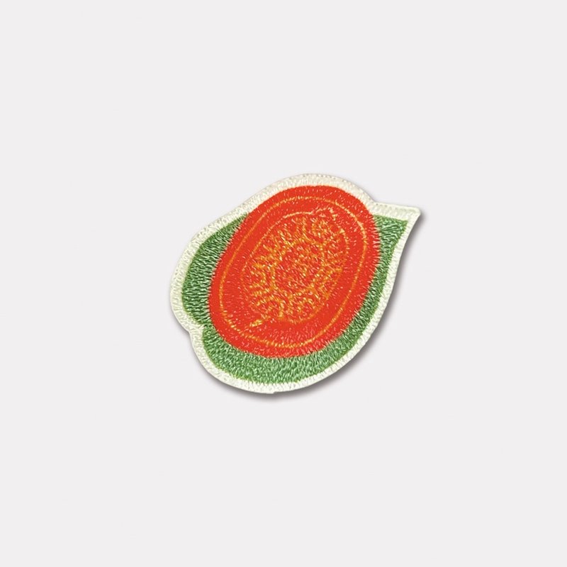 紅龜粿雙用刺繡布貼/台灣伴手禮/台灣特色禮 - 徽章/別針 - 繡線 多色