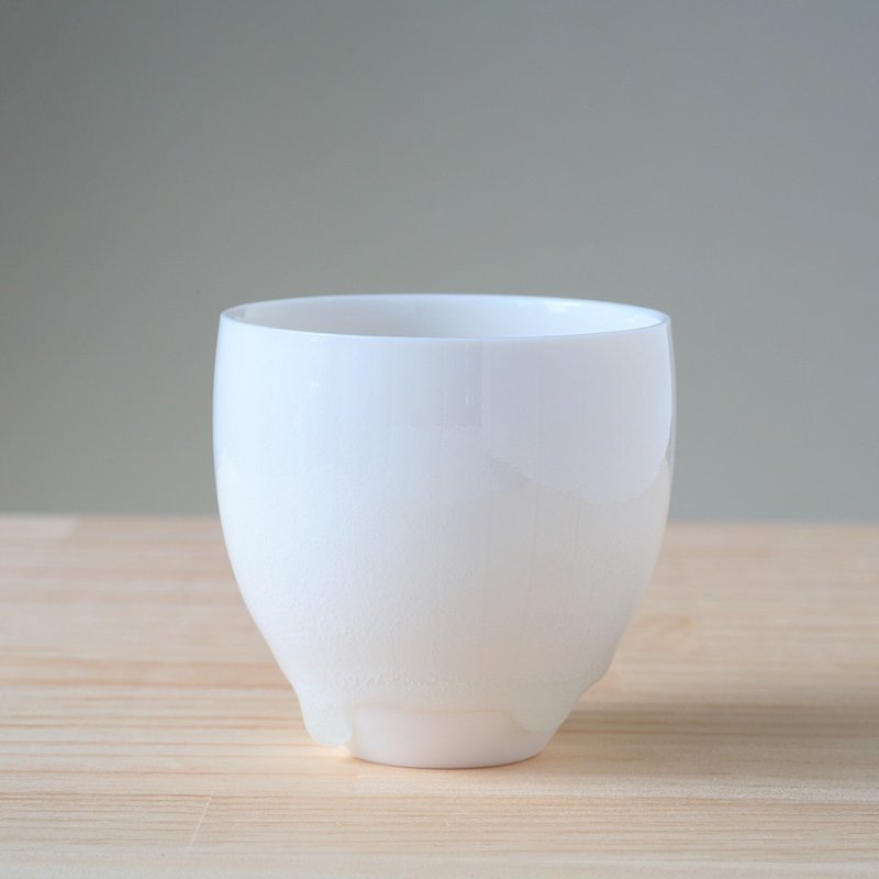 White porcelain cup, Pottery, Ceramic - แก้ว - เครื่องลายคราม ขาว