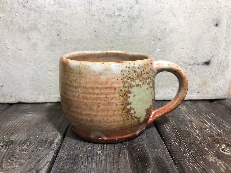 Gas kiln burning Chino ash glaze elegant mug cup - Pottery & Ceramics - Pottery Gray