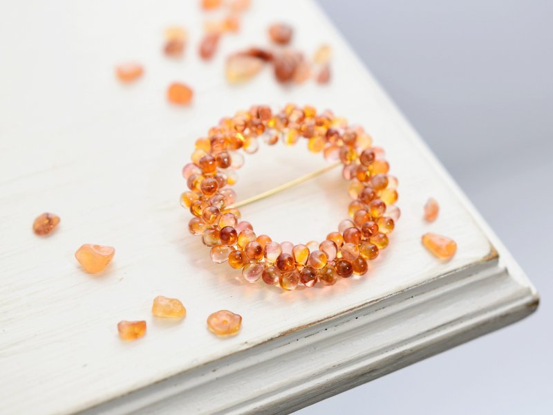 [Brooch, large size] Sunset Osmanthus Wreath - เข็มกลัด - แก้ว สีส้ม