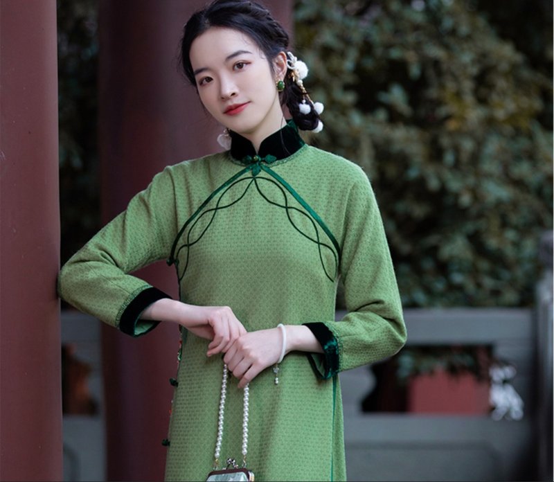 Biliuxuan New Chinese Retro High-end Wool Nicolafa Cheongsam - Qipao - Wool Green