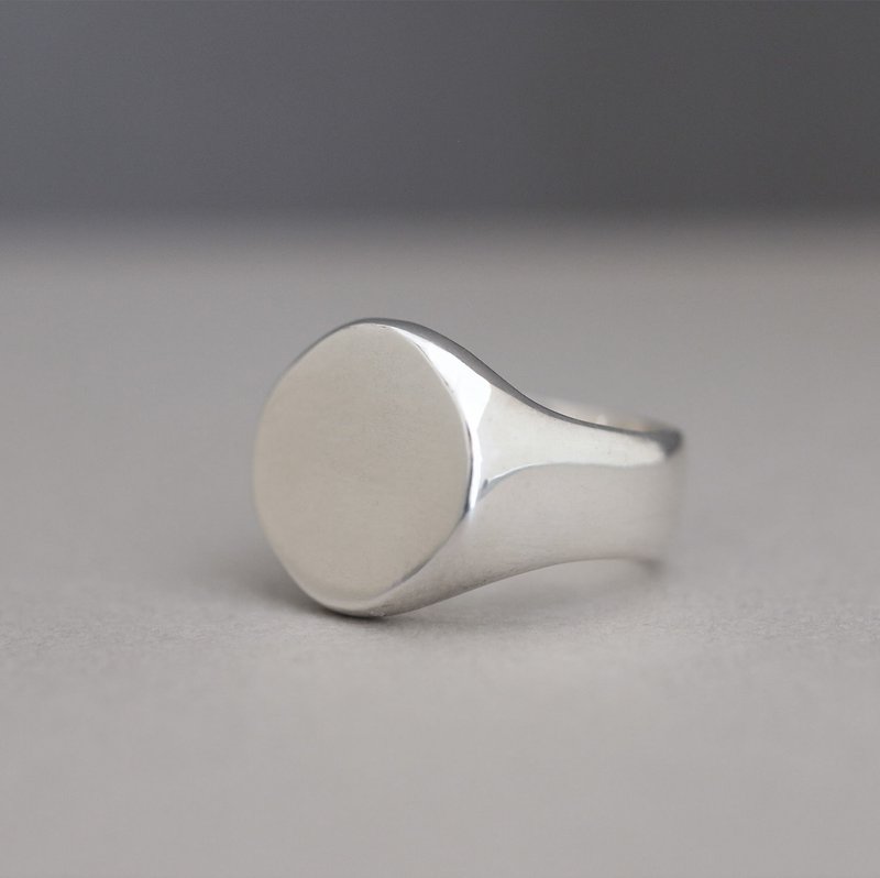 Silver Signet Ring 02 L - 戒指 - 其他金屬 銀色