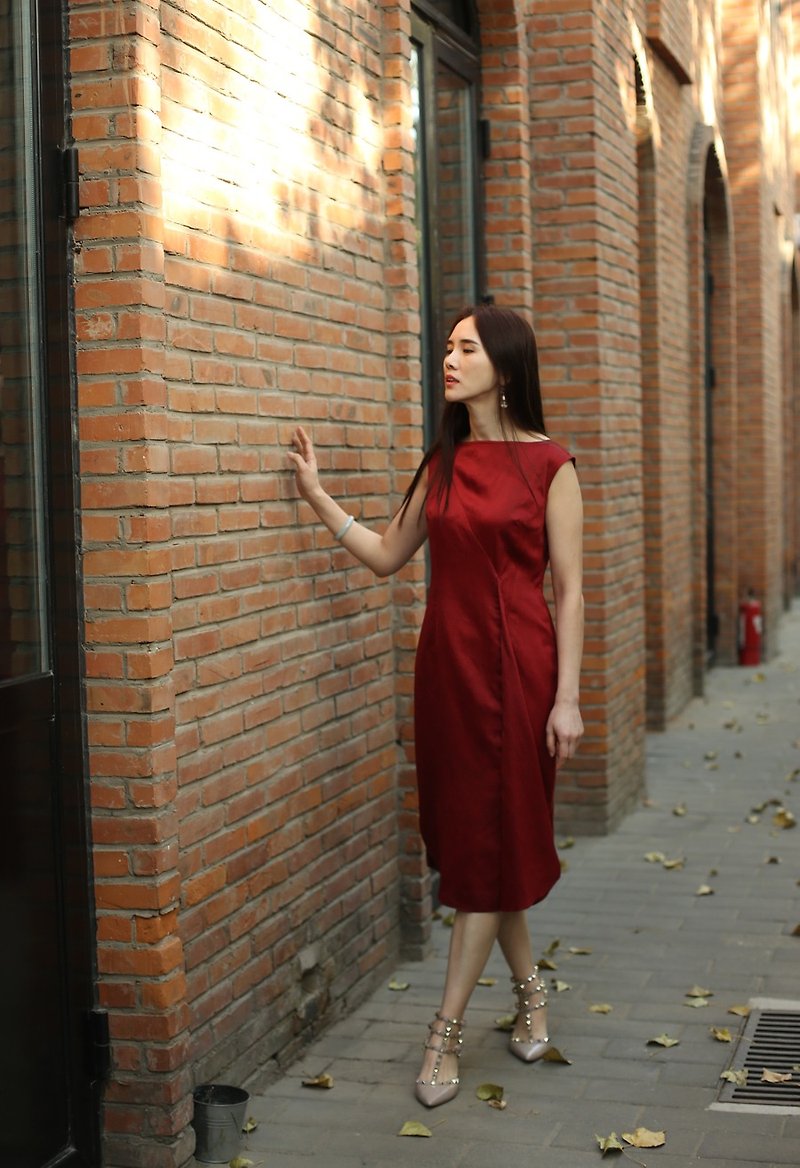 [Product Xiangyun yarn] New wine red silky satin cloth fragrant cloud yarn dress - One Piece Dresses - Silk Red