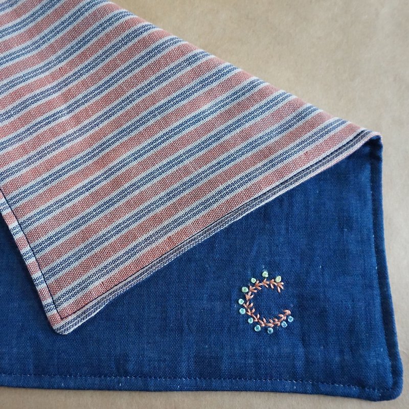 Hand embroidered quadruple gauze handkerchief  "initial/C" - อื่นๆ - งานปัก สีน้ำเงิน